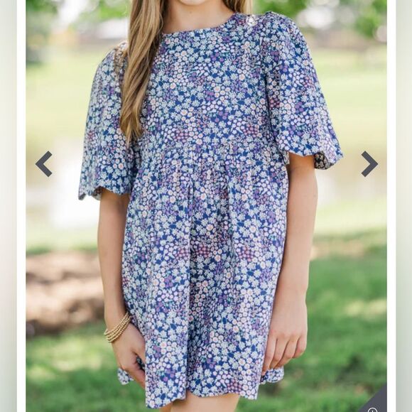 SHOP THE MINT Girls Time goes by Navy Blue Ditsy Floral Scalloped Dress sz Small - Picture 1 of 8